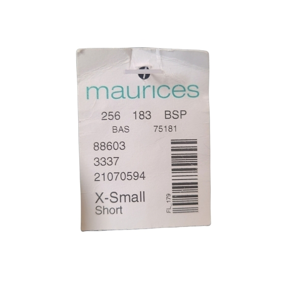 NWT Maurices blue white denim flex short jegging pants - Picture 2 of 12